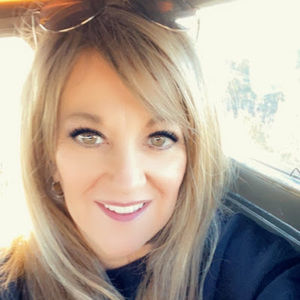 Meet your Posher, Lesina